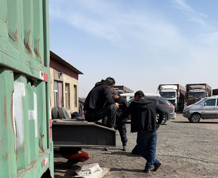 Вакцин хийлгээгүй нүүрс тээврийн жолооч нарыг ажиллуулахгүй гэсэн яриа байна